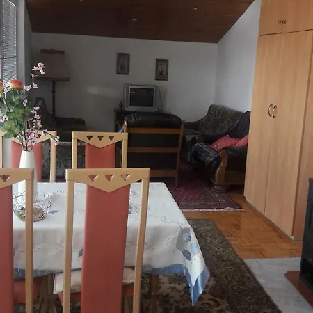 Apartman Mima *